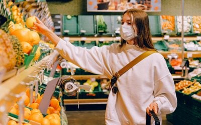 How to Eat Healthy and Stay Safe During a Pandemic